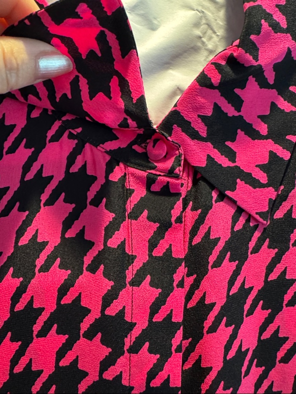 Alice & Olivia Pink and Black Houndstooth Button-Up Blouse - Picture 4 of 4